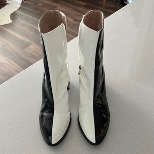 Black white split booties